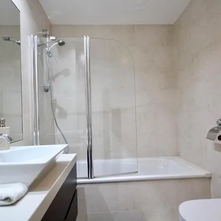 Cozy Orange Telheiras Apartament *