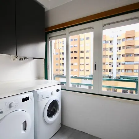 Cozy Orange Telheiras * Lizbona