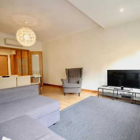 Apartment Cozy Orange Telheiras Lissabon