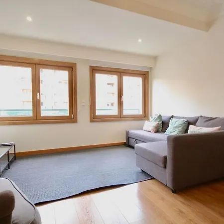 Cozy Orange Telheiras 公寓 *