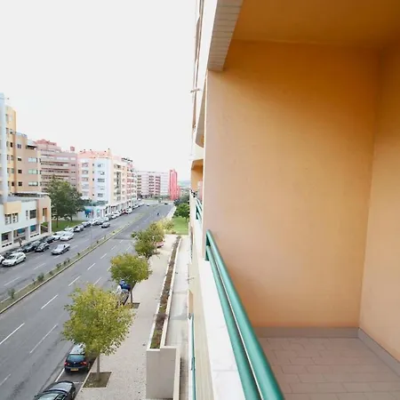 Cozy Orange Telheiras * Lisboa